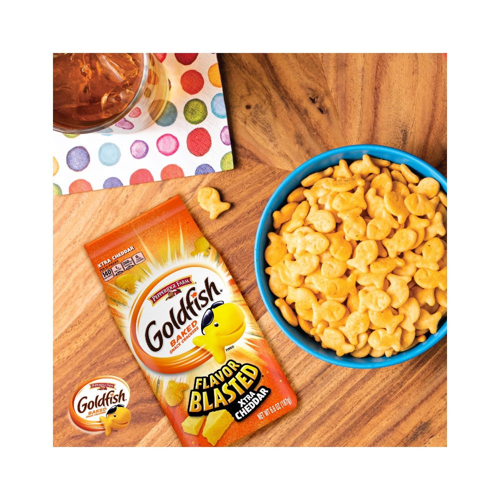 Pep Farm Goldfish Xtra Cheddar Crackers 6.6oz (187g)